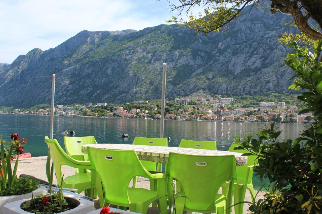 Mare E Montagna Apartment Kotor Exterior photo