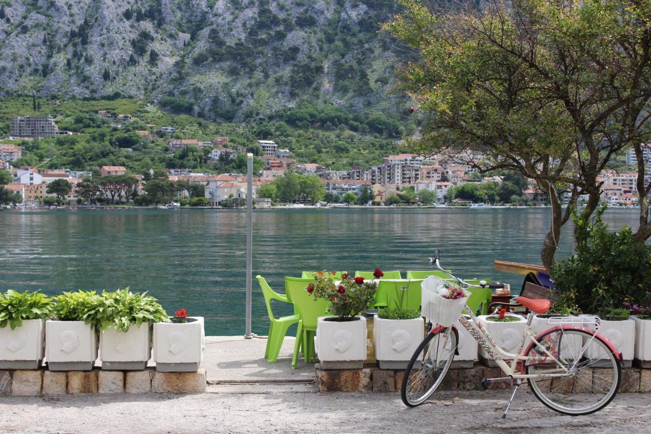 Mare E Montagna Apartment Kotor Exterior photo