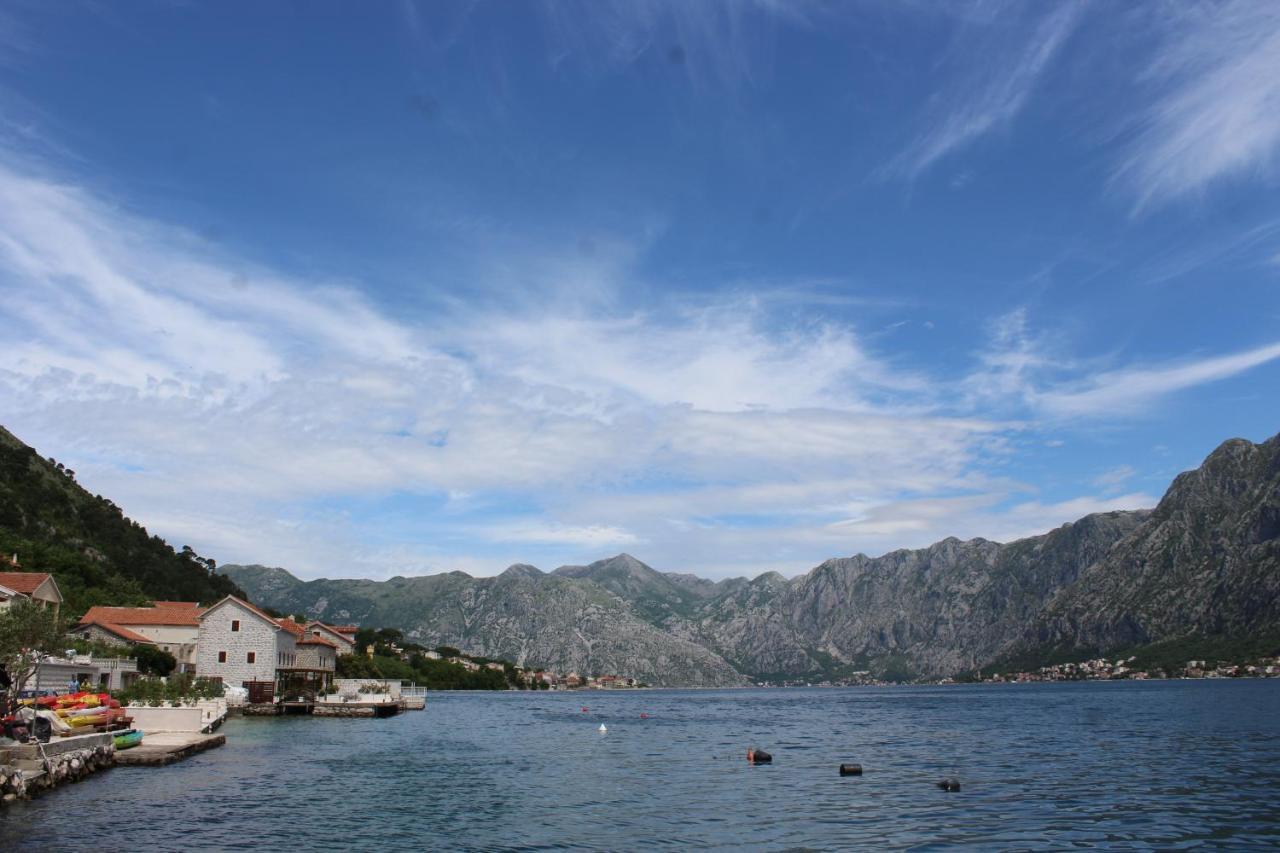 Mare E Montagna Apartment Kotor Exterior photo
